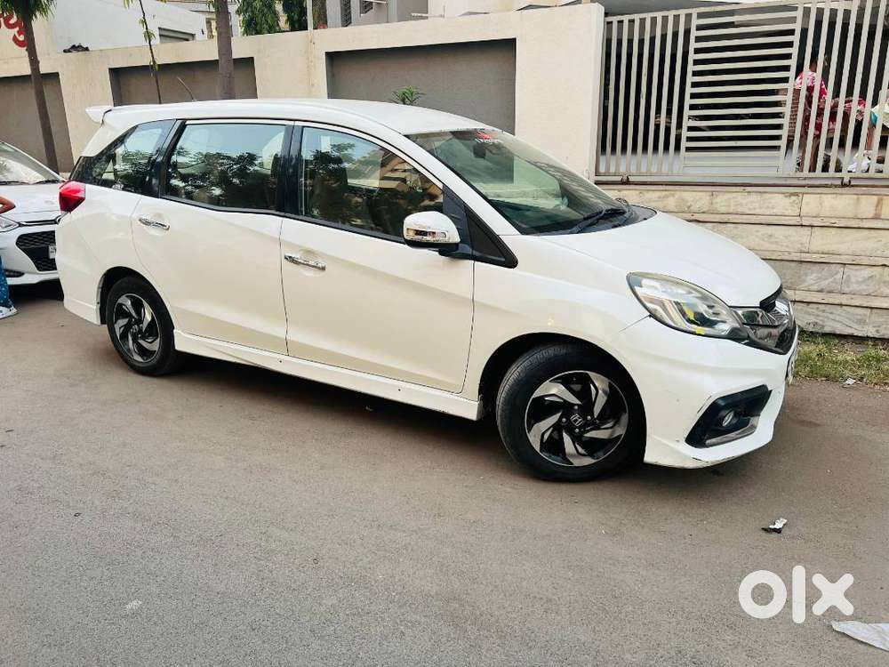 Honda Mobilio Top Model