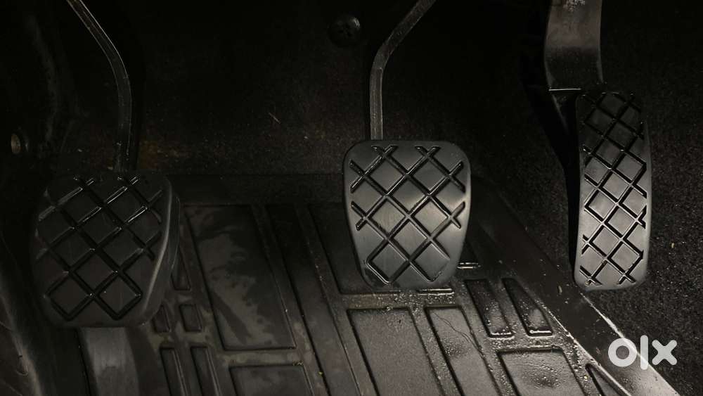 Skoda Slavia Ambition 1.5l Tsi Mt, 2022, Petrol