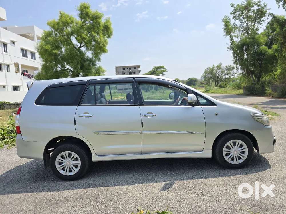 Toyota Innova 2013 Diesel Well Maintained
