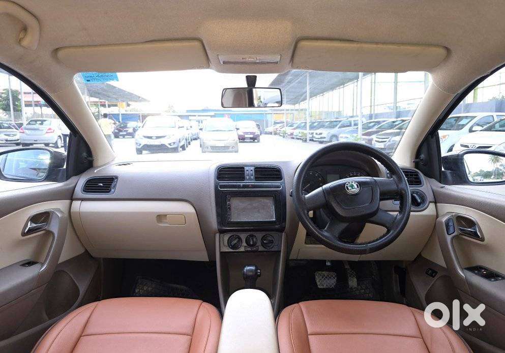 Skoda Rapid 1.6 Mpi At Ambition, 2012, Petrol
