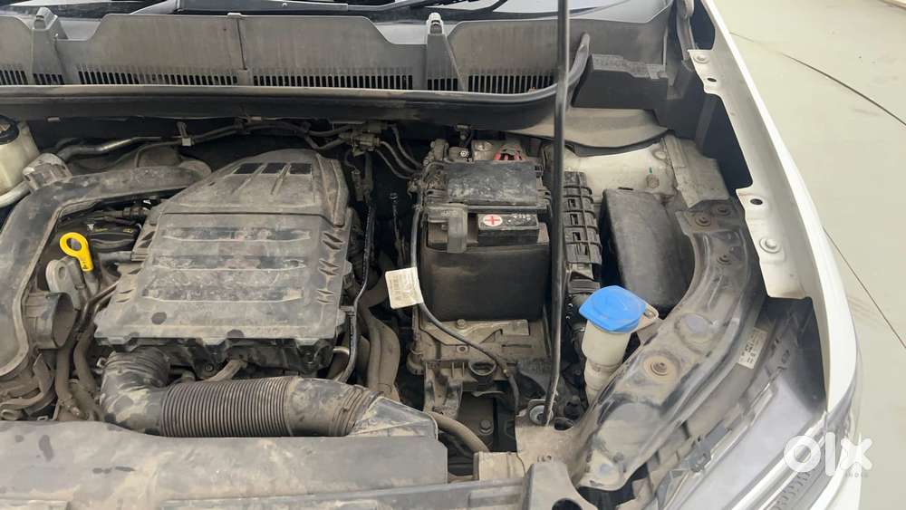Volkswagen Taigun Topline 1.0 Tsi At (electric Seats), 2023, Petrol