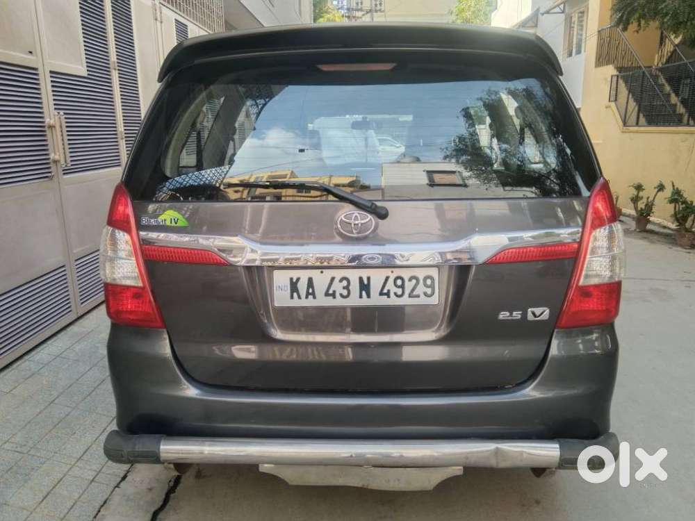 Toyota Innova [ ] 2.5 V Diesel 7 Str, 2015, Diesel