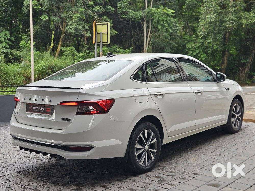 Skoda Slavia 1.0 Tsi Style, 2023, Petrol