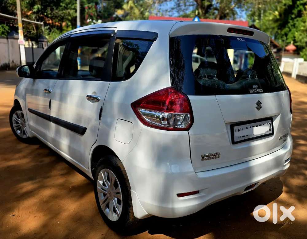 Maruti Suzuki Ertiga 2014 Diesel 98000 Km Driven