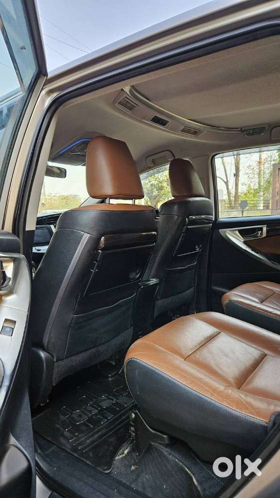 Toyota Innova Crysta 2.8z Automatic, 2018, Diesel
