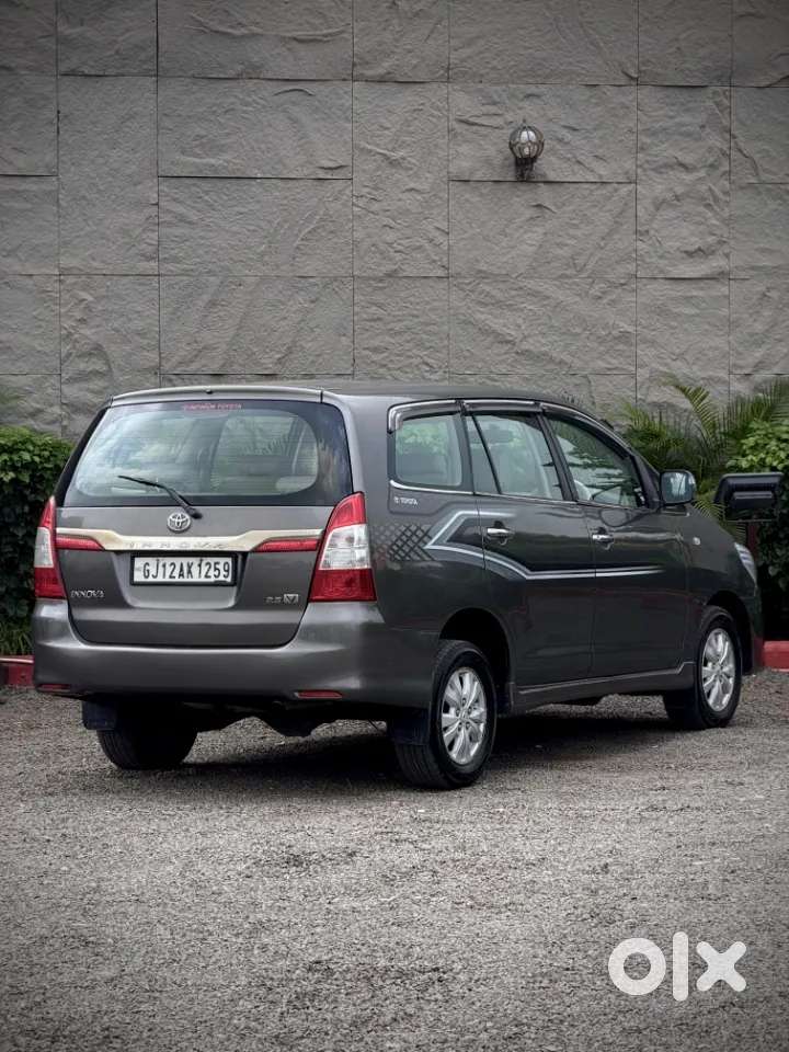 Toyota Innova 2.5 Vx 7 Seater Bs Iv, 2010, Diesel
