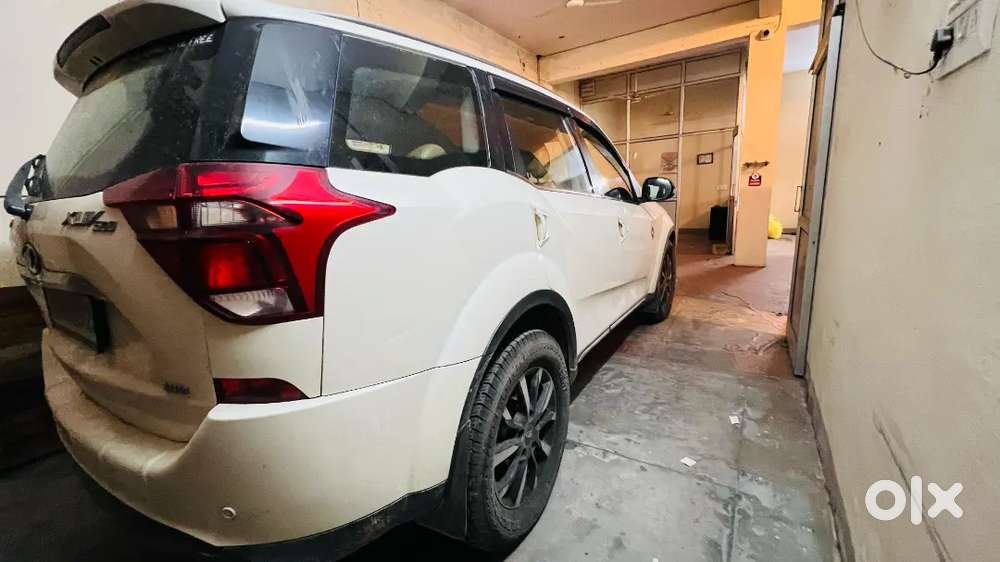 Mahindra Xuv500 W11
