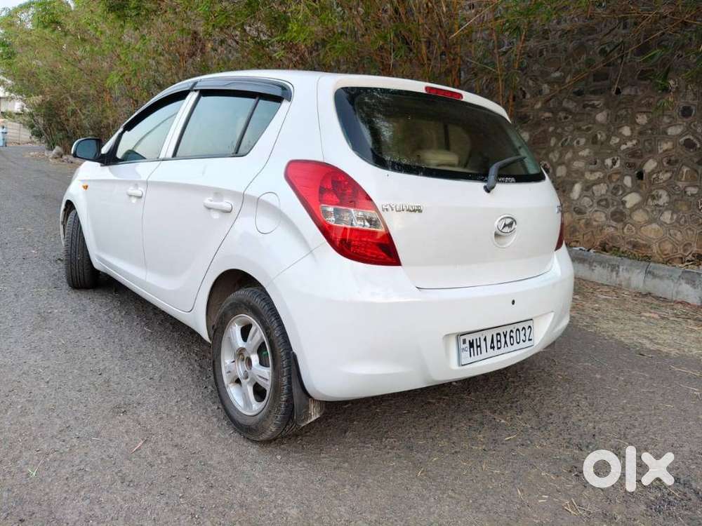 Hyundai I20 2009-2011 Asta, 2010, Petrol