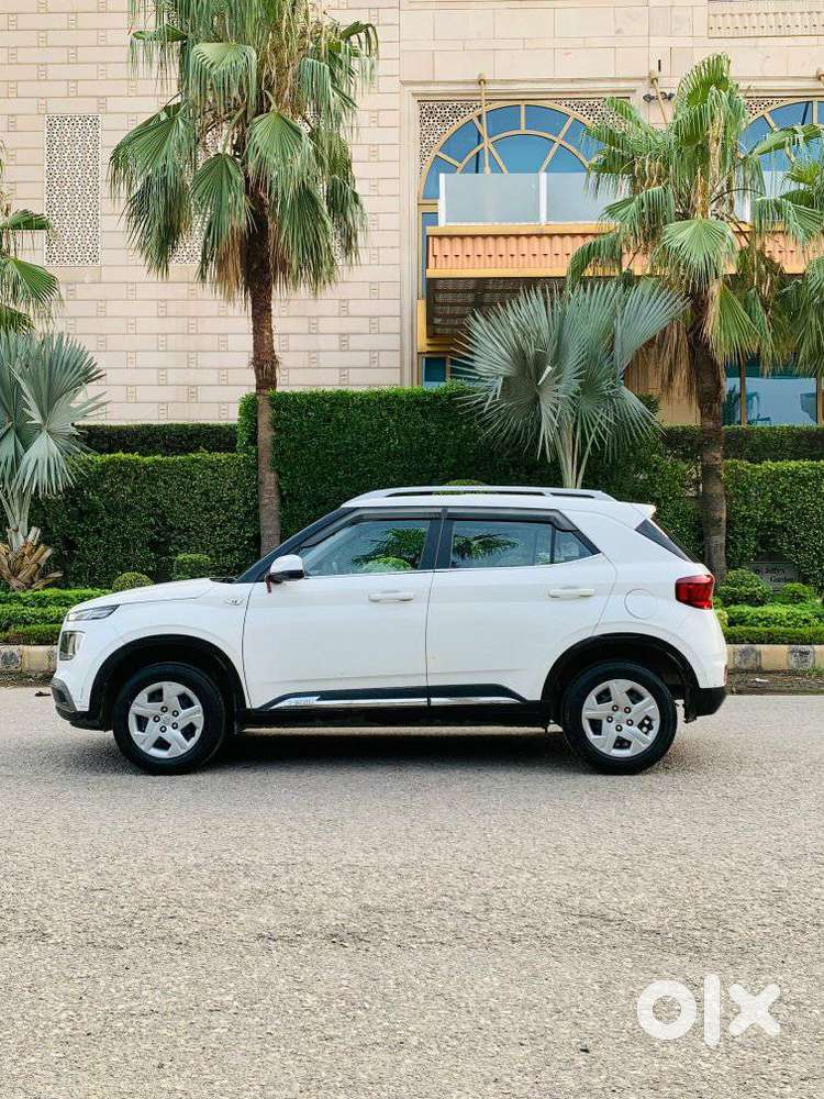 Hyundai Venue S 1.2 Petrol, 2020, Petrol