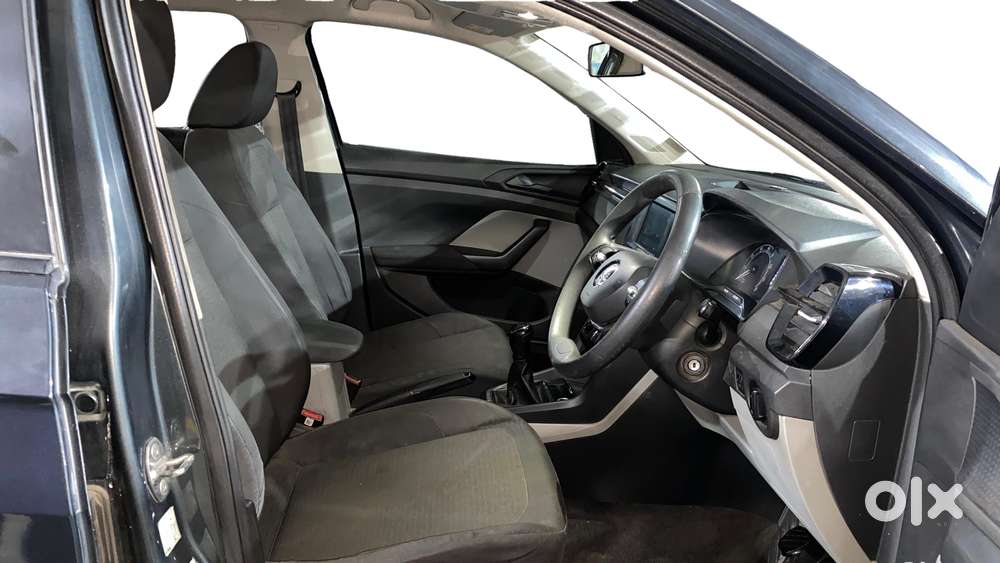 Skoda Kushaq 1.0 Tsi Active, 2021, Petrol