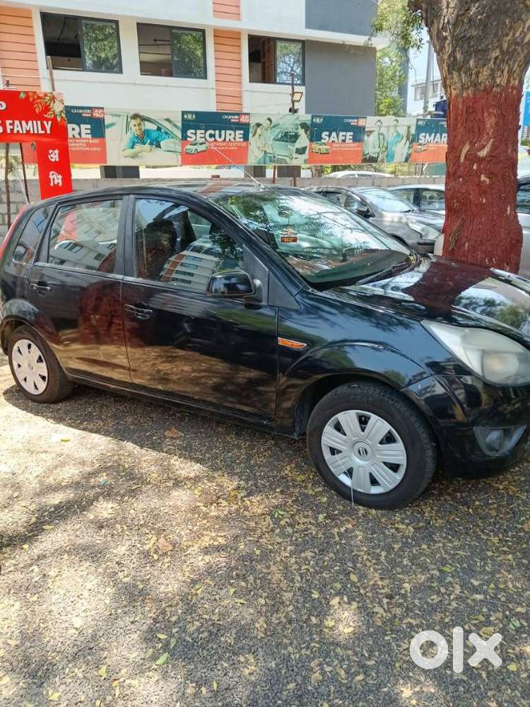 Ford Figo 1.2p Titanium Mt, 2010, Diesel