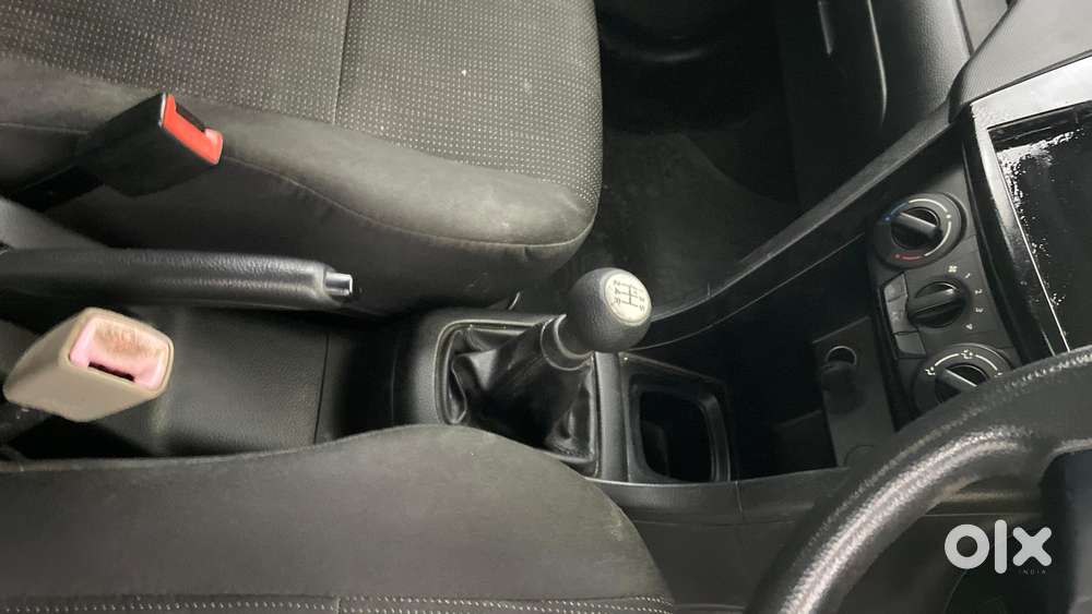 Maruti Suzuki Swift 2011-2014 Lxi, 2013, Petrol