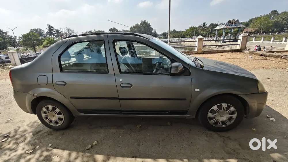 Mahindra Verito 2012 Diesel 123000 Km Driven