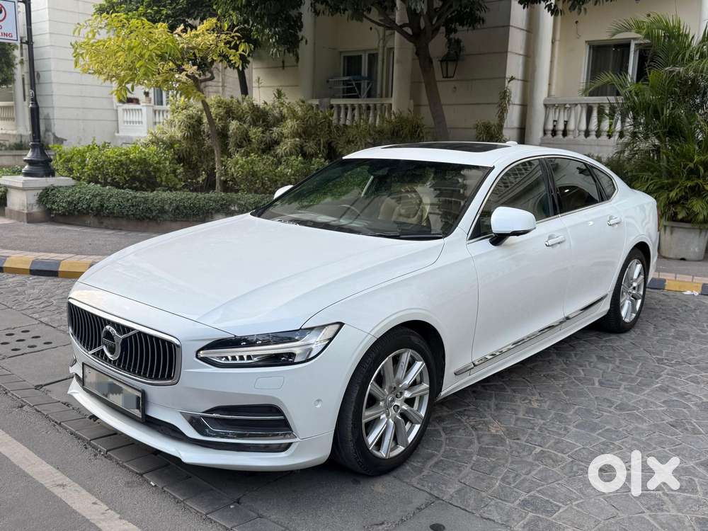 Volvo S90 D4 Momentum, 2019, Diesel