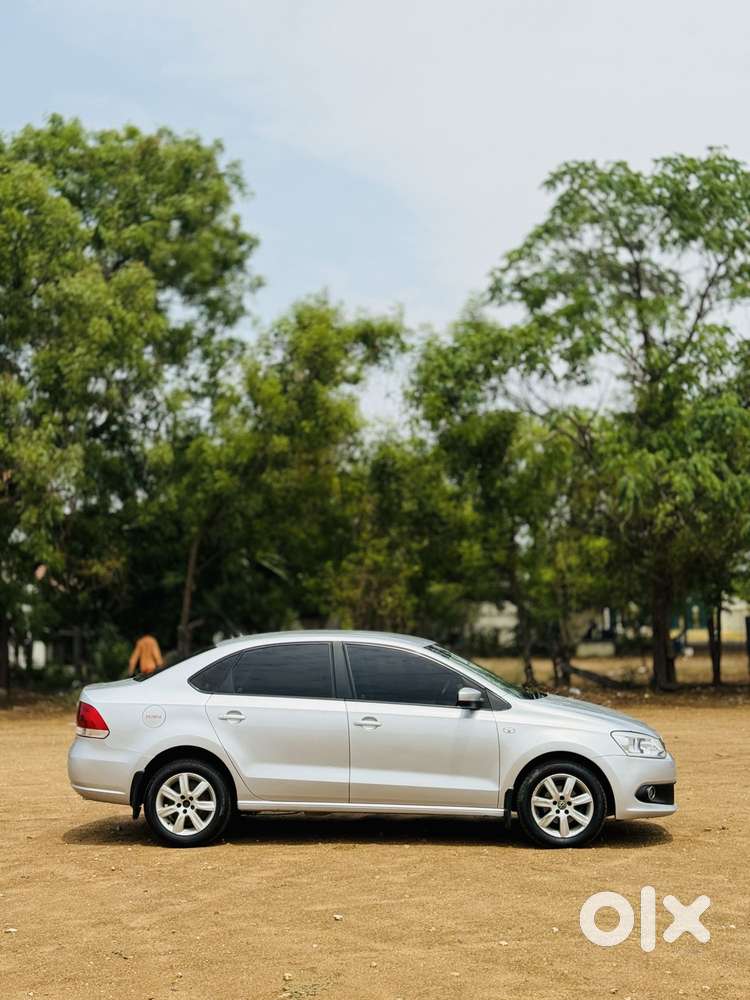 Volkswagen Vento 2010-2013 Petrol Highline, 2012, Petrol