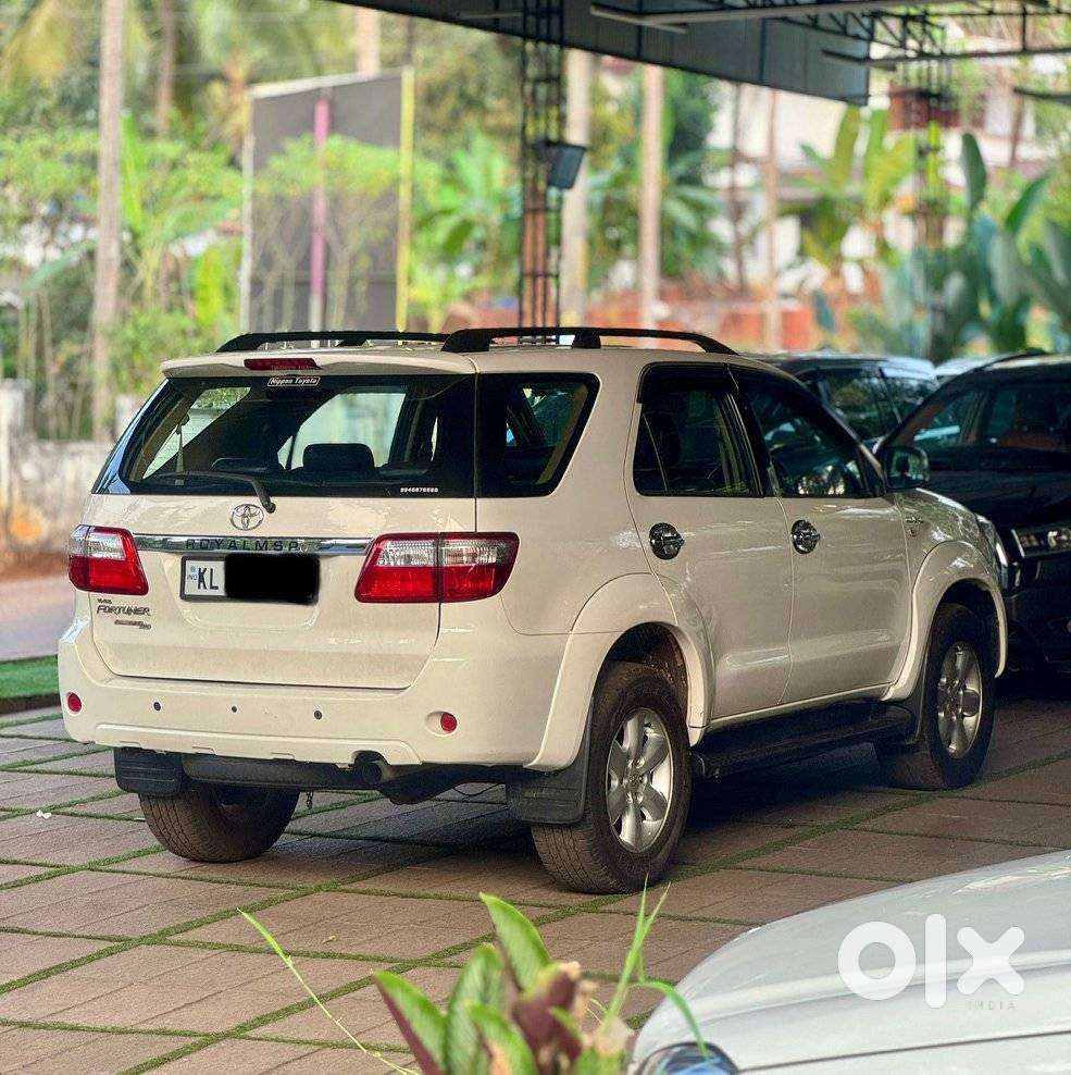 Toyota Fortuner 3.0 4x2 Mt, 2010, Diesel