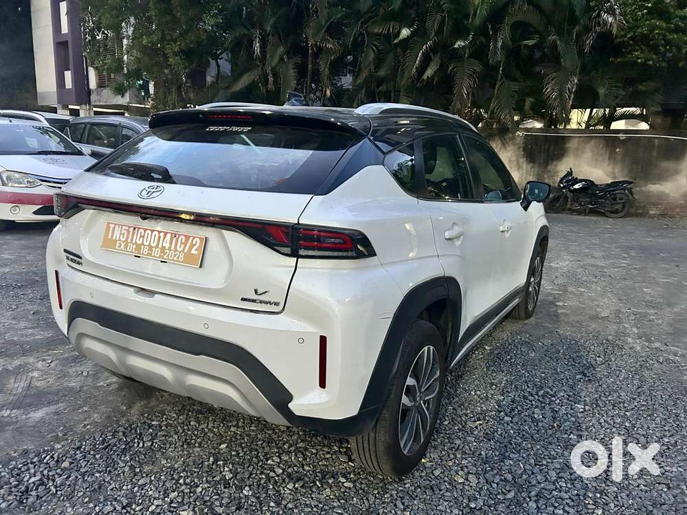 Toyota Urban Cruiser Taisor V 1.0 Petrol At Dual Tone, 2024, Petrol
