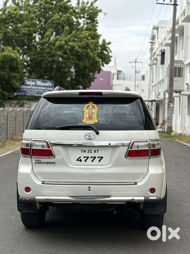Toyota Fortuner 3.0 4x4 Manual, 2011, Diesel