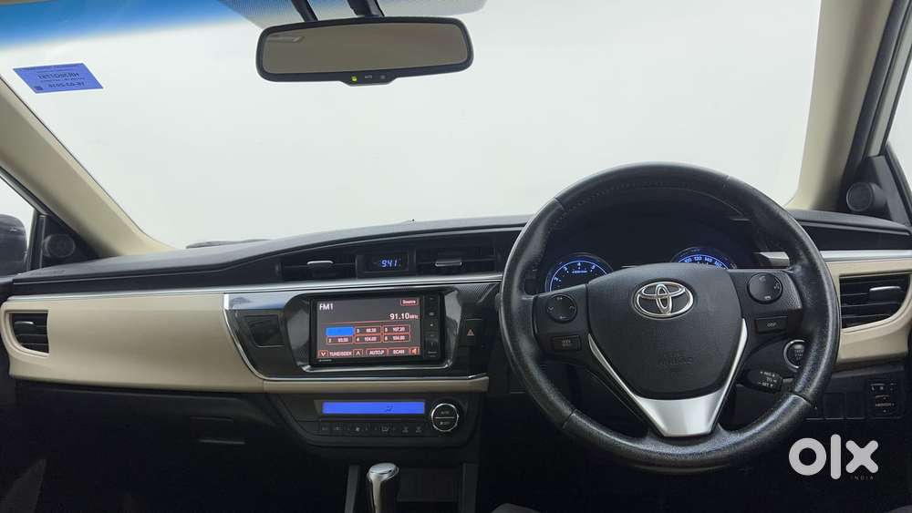 Toyota Corolla Altis 2013-2017 Vl At, 2016, Petrol