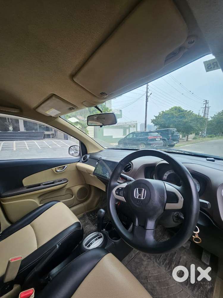 Honda Brio V Automatic, 2013, Petrol