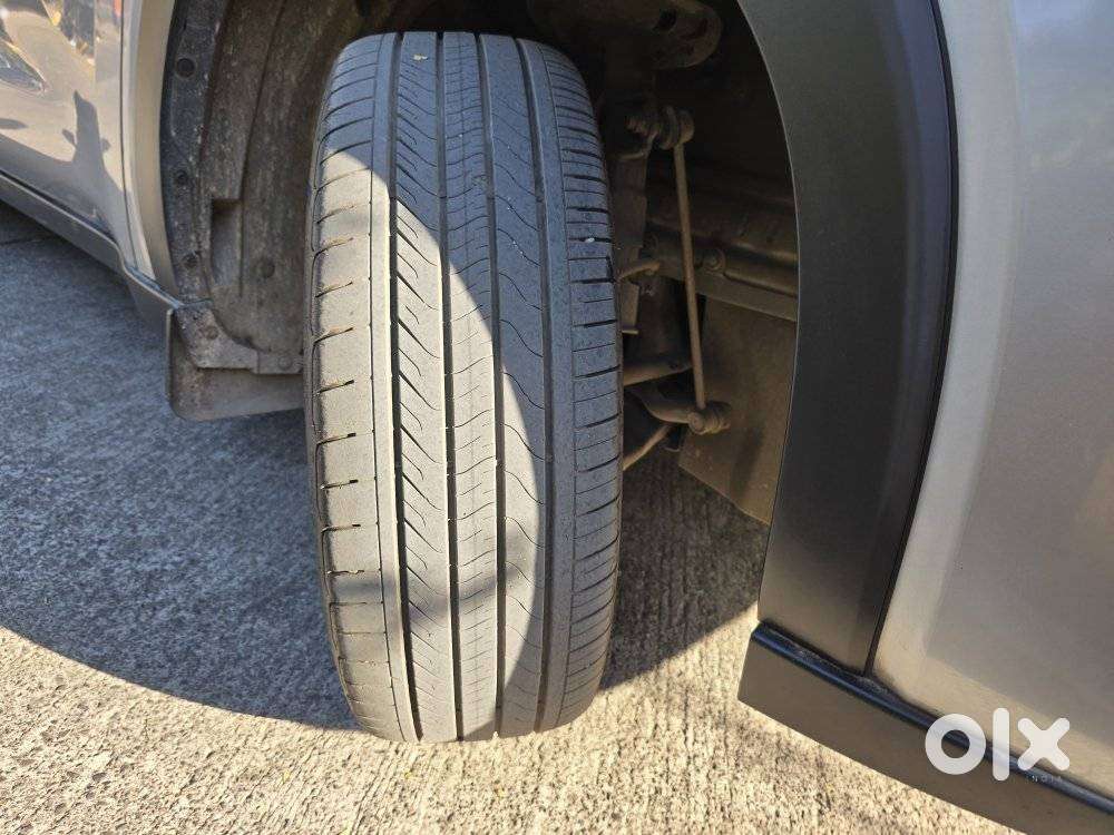 Toyota Innova Hycross 2.0 Zx (o) Hybrid 7 Str, 2024, Petrol