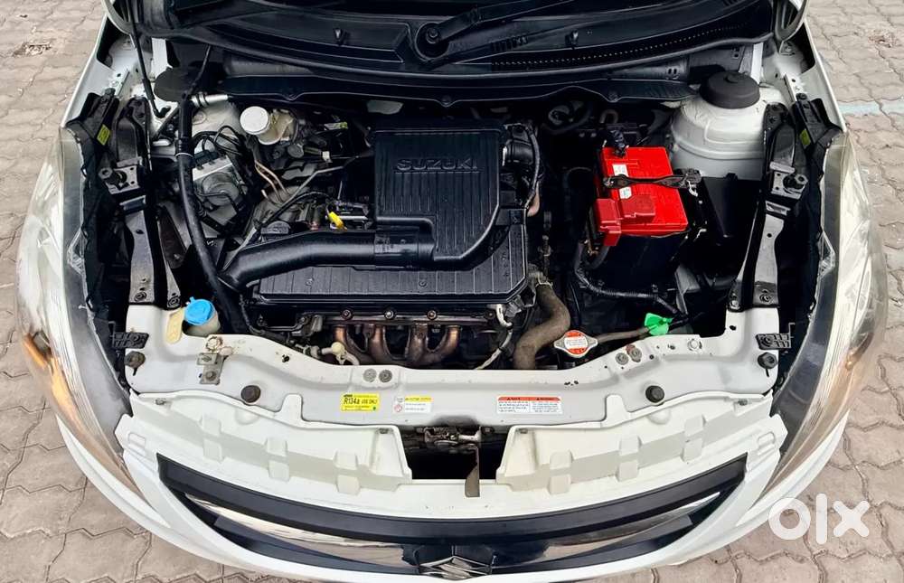 Maruti Suzuki Dzire 1.2 Vxi Amt, 2016, Petrol