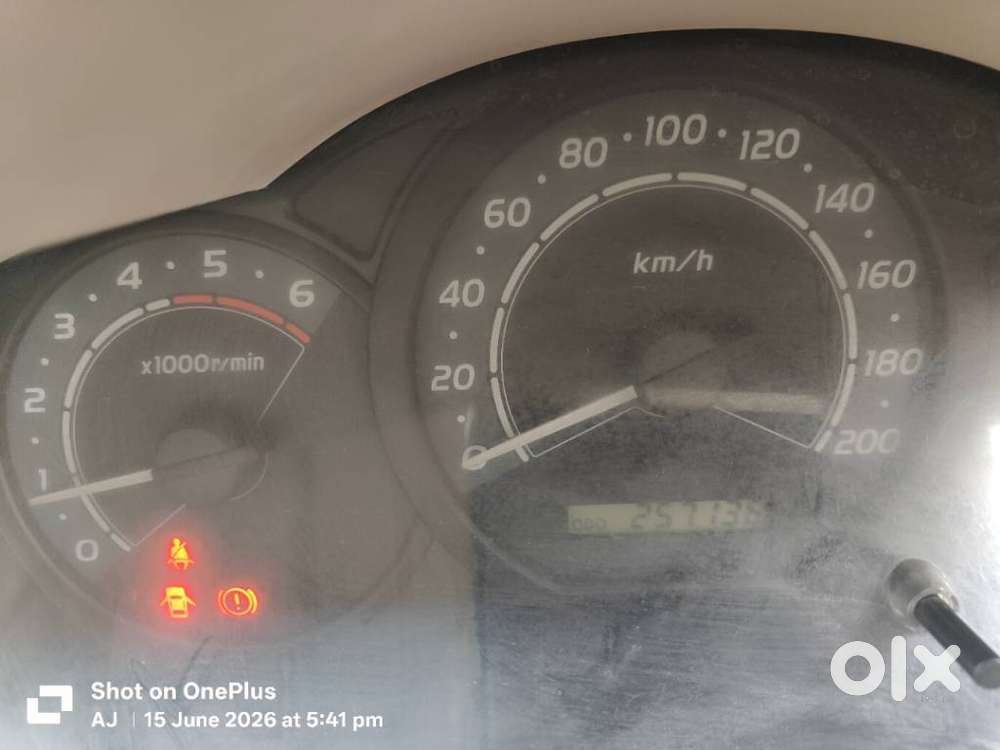 Toyota Innova 2.5 G (diesel) 7 Seater Bs Iv, 2006, Diesel