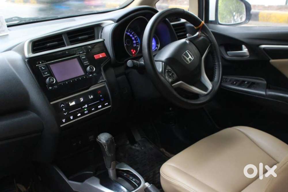 Honda Jazz V Automatic, 2015, Petrol