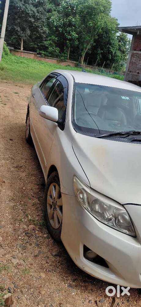 Toyota Corolla Altis 2011 Manual Petrol