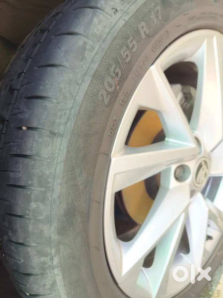 Skoda Kushaq Signature 2026 Petrol Manual