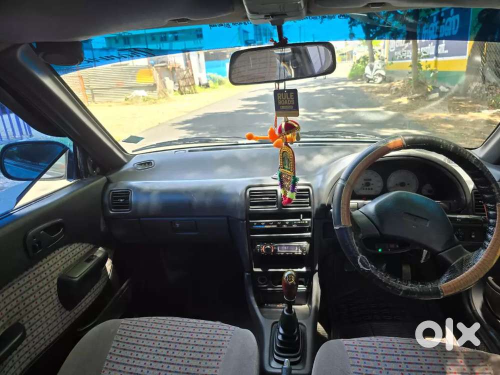 Maruti Suzuki Esteem 2005