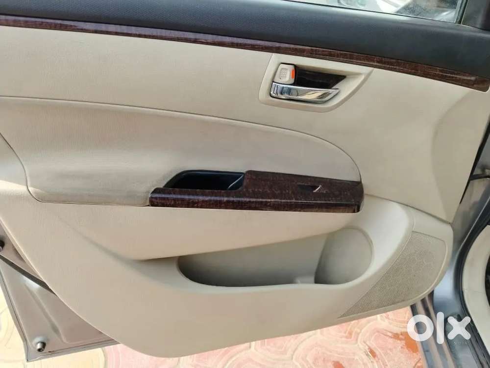 Maruti Suzuki Swift Dzire 1.3 Vxi, 2015, Petrol