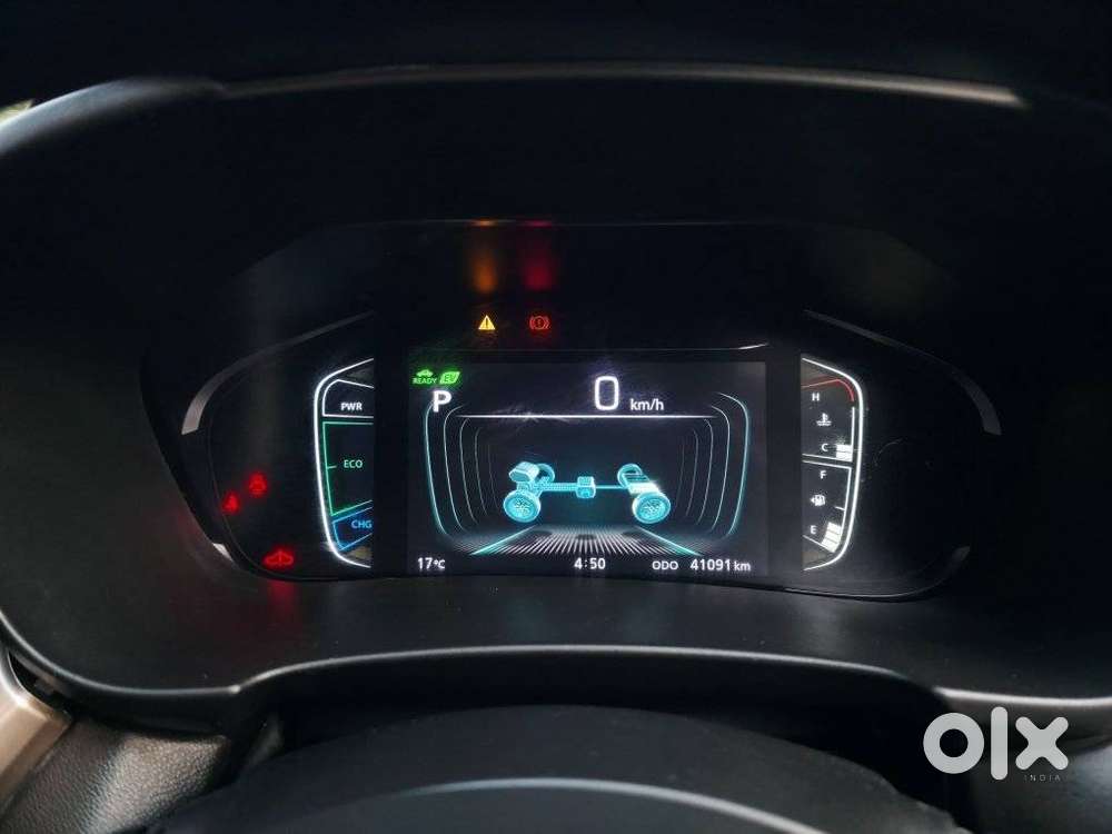 Maruti Suzuki Grand Vitara 1.5 Zeta Plus Intelligent Hybrid Ecvt, 20..