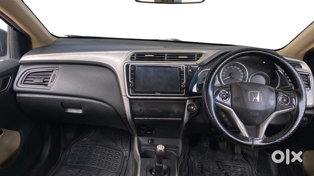 Honda City I-vtec V, 2018, Petrol