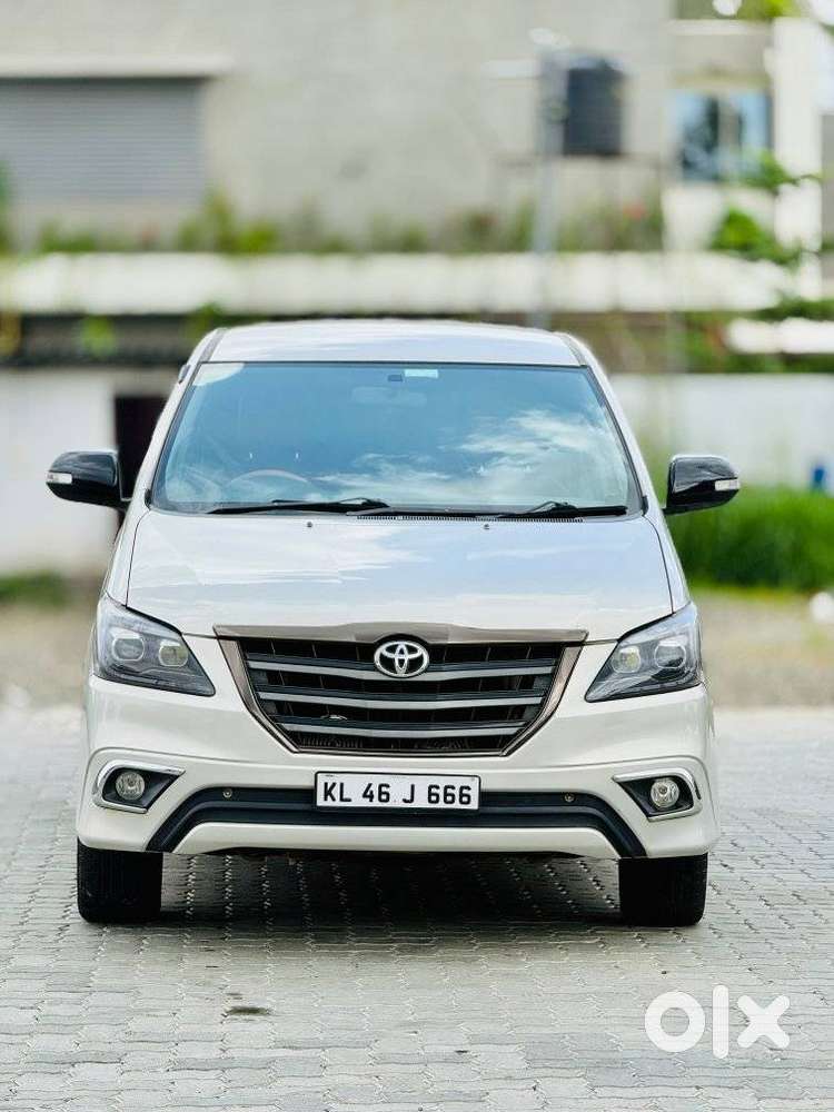 Toyota Innova 2.5 Vx 7 Str Bs-iii, 2013, Diesel