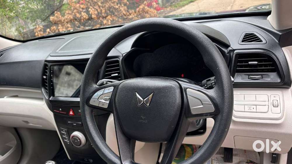 Mahindra Xuv300 W6, 2023, Petrol