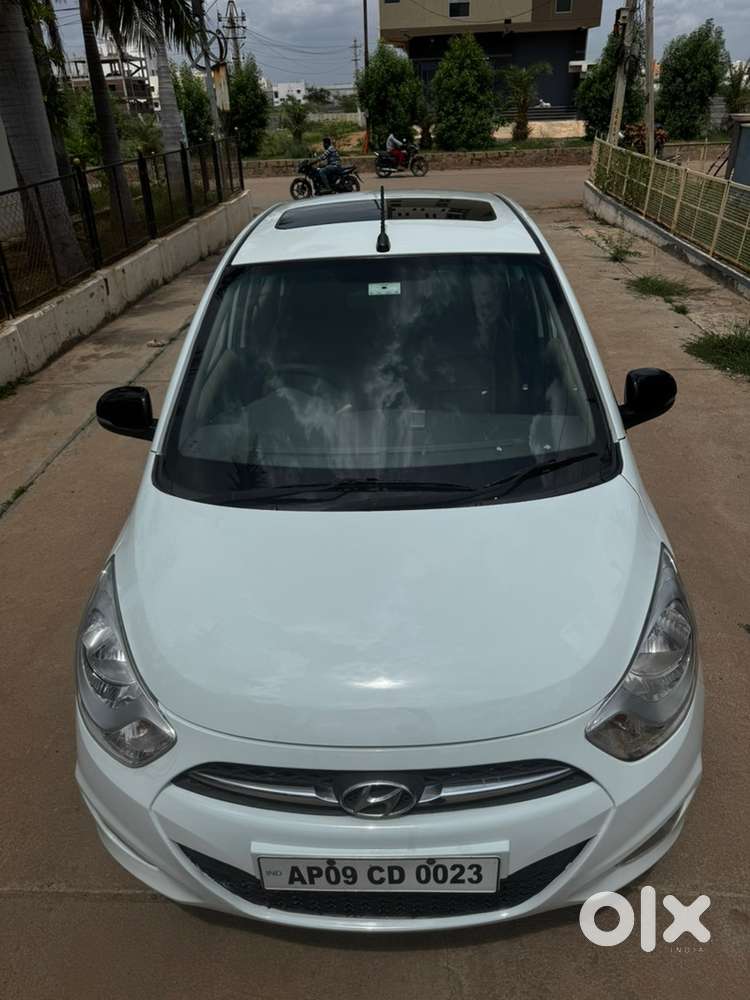 Hyundai I10 Petrol 2011 With Sunroof