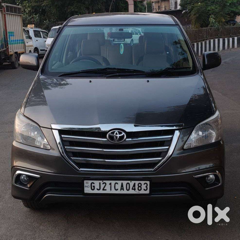 Toyota Innova 2.5 G (diesel) 8 Seater, 2013, Diesel