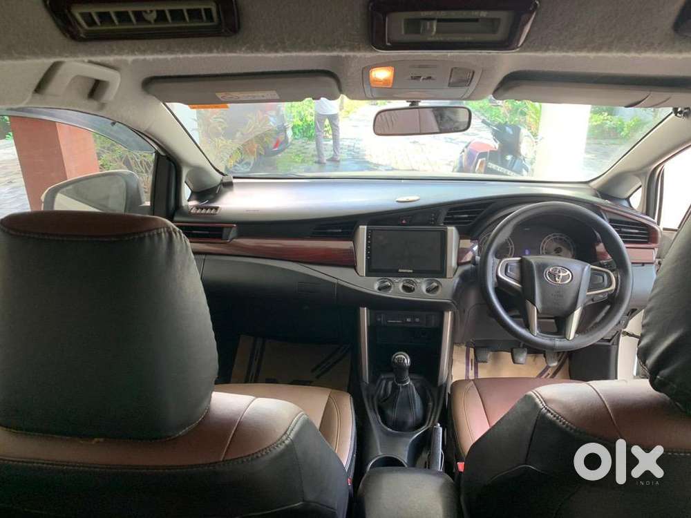 Toyota Innova Crysta 2018