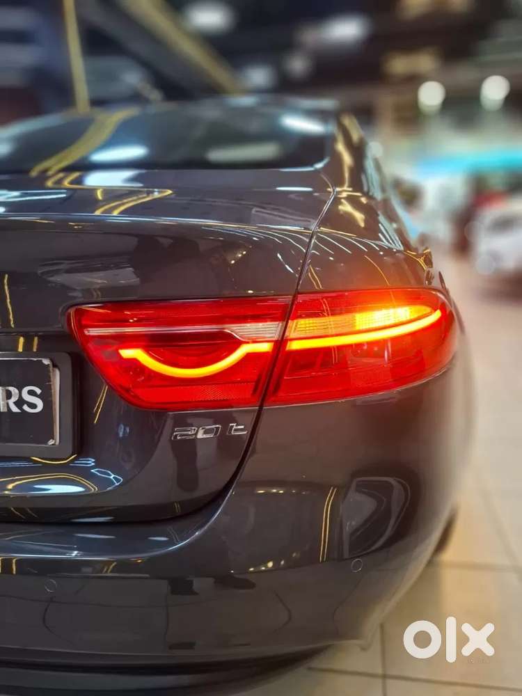 Jaguar Xe Prestige, 2016, Petrol