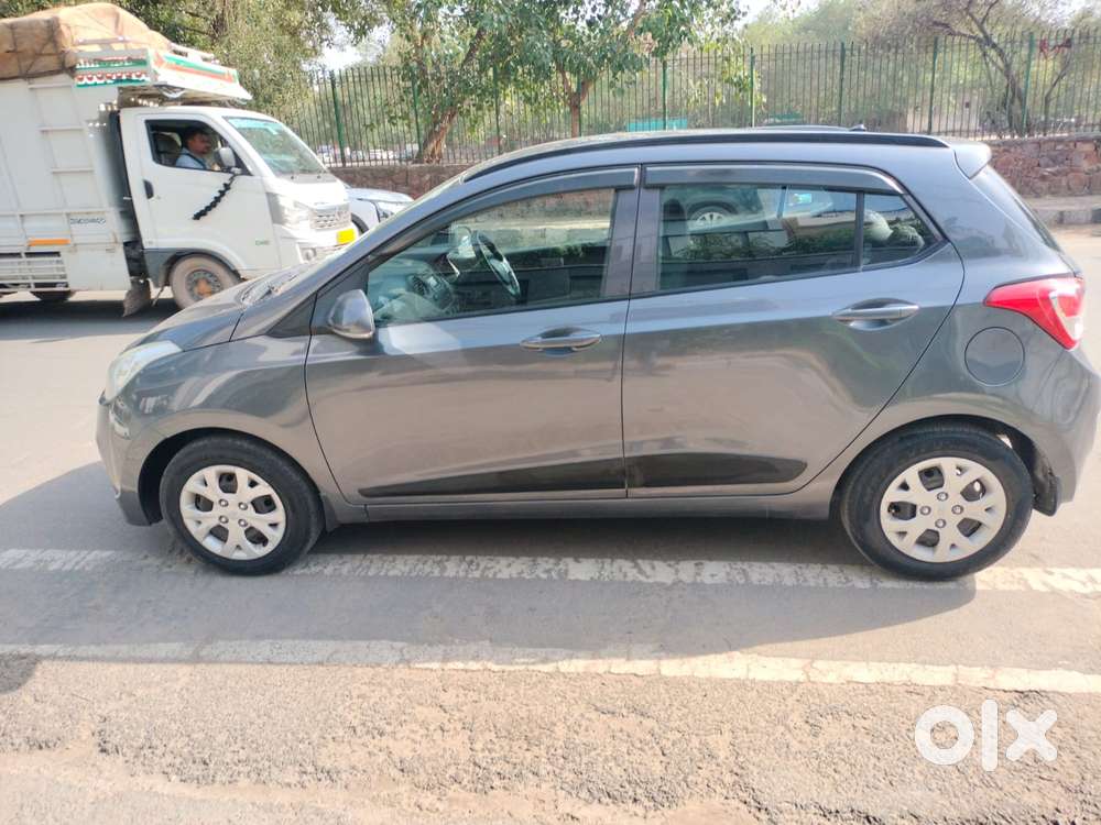 Hyundai Grand I10 Sportz, 2016, Petrol