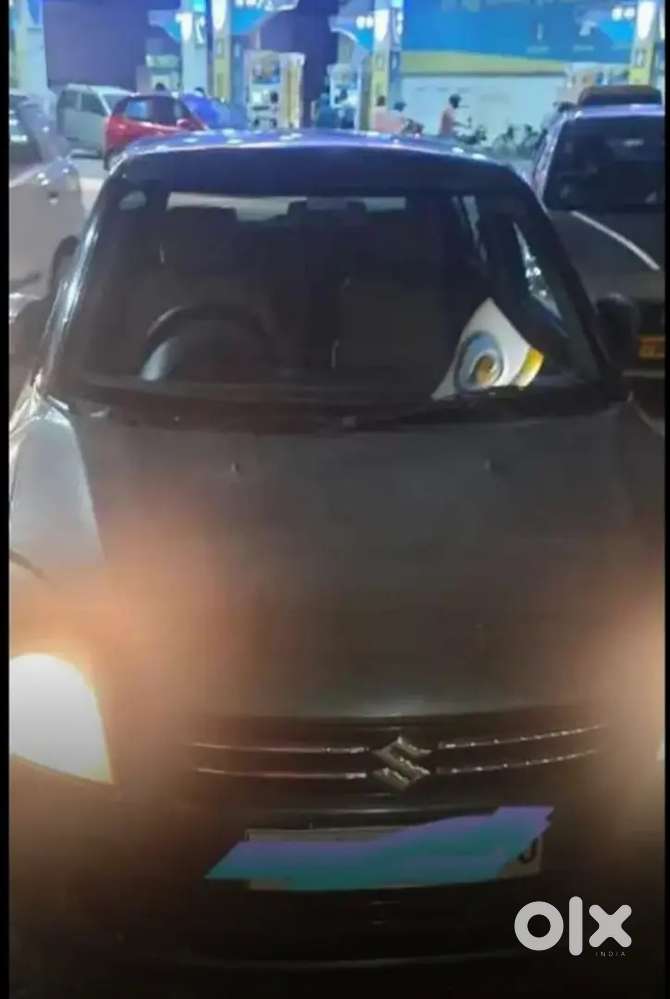Maruti Suzuki Swift 2010 Cng & Hybrids 66000 Km Driven