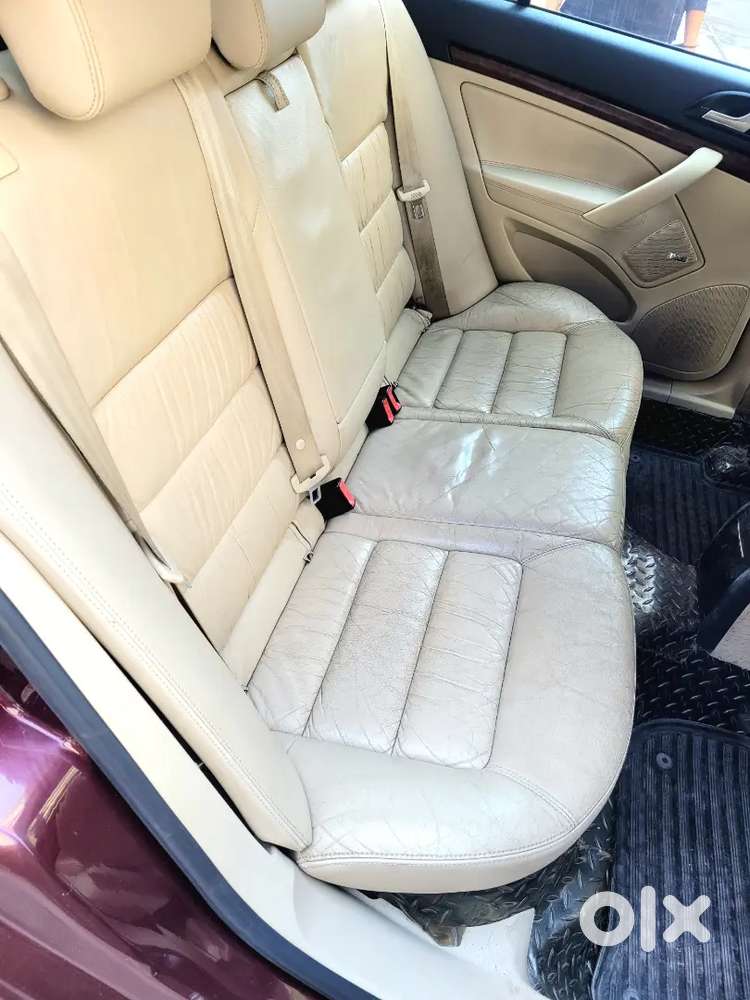 Skoda Laura 2013 Diesel Well Maintained