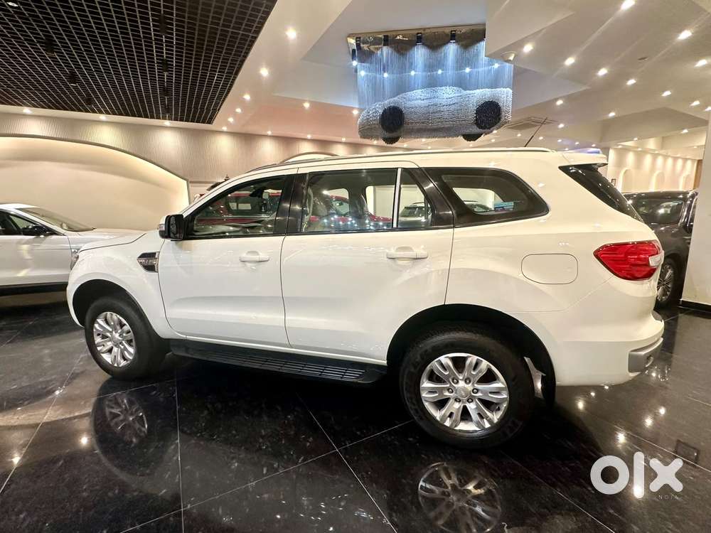 Ford Endeavour 2.2 Trend At 4x2, 2017, Diesel