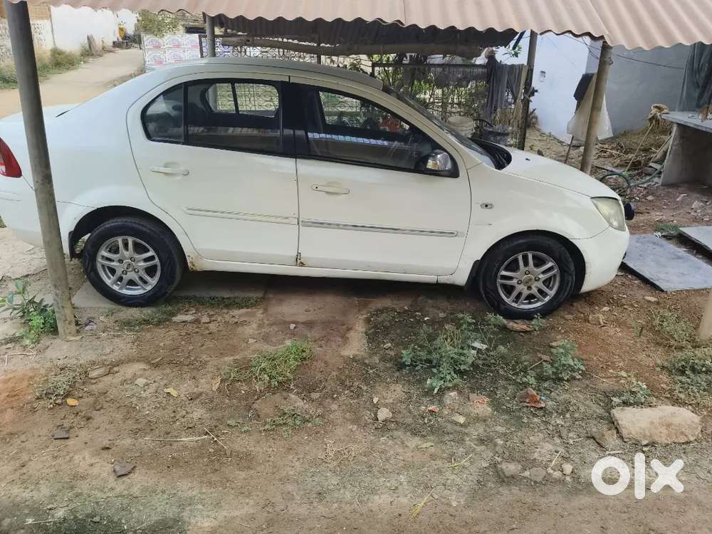 Ford Fiesta Classic 2011 Diesel 130000 Km Driven