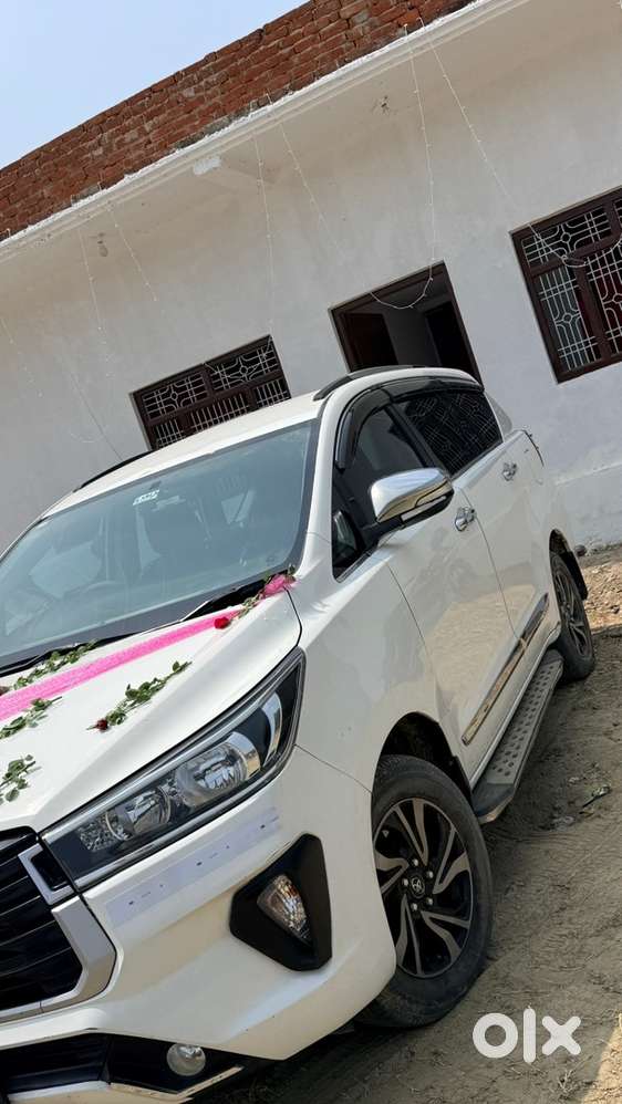 Toyota Innova Crysta Diesel 2017