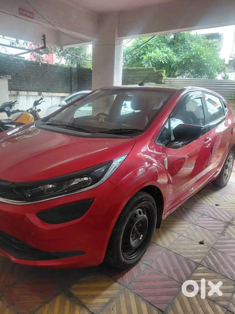 Tata Altroz 1.2 Plus 2021
