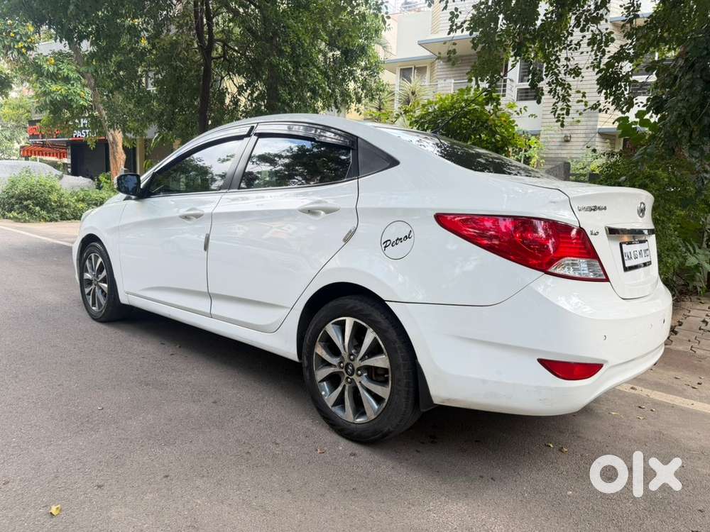 Hyundai Verna 2014 Petrol Manual