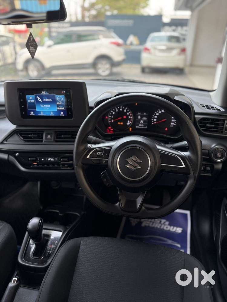 Maruti Suzuki Swift, 2025, Petrol