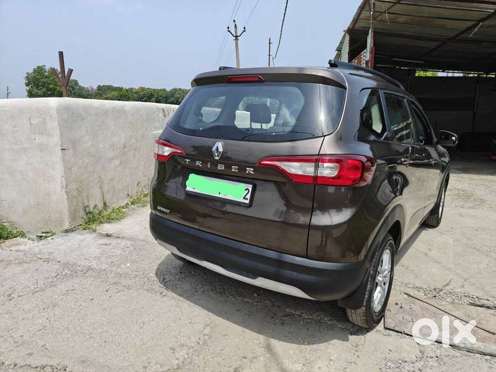 Renault Triber Rxt, 2024, Petrol